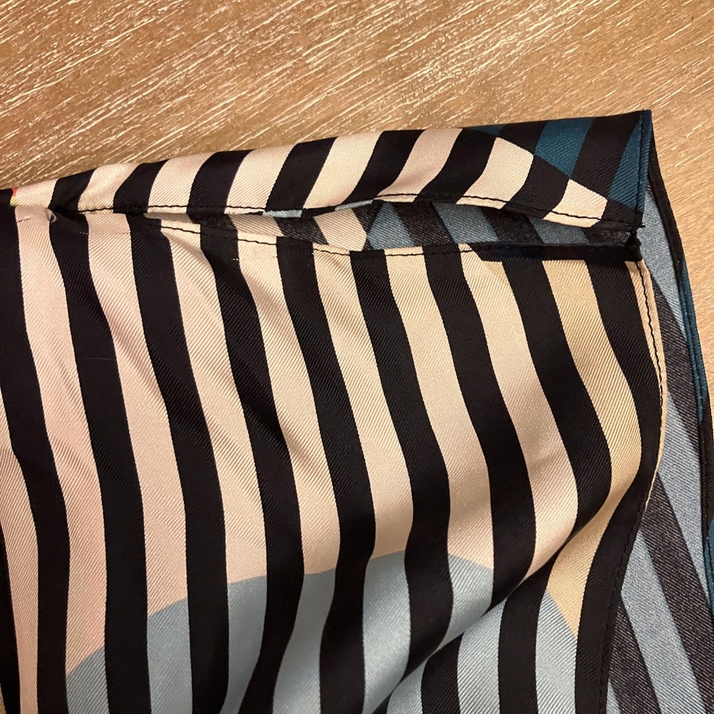 Diane von Furstenberg Top - Picture 2 of 12
